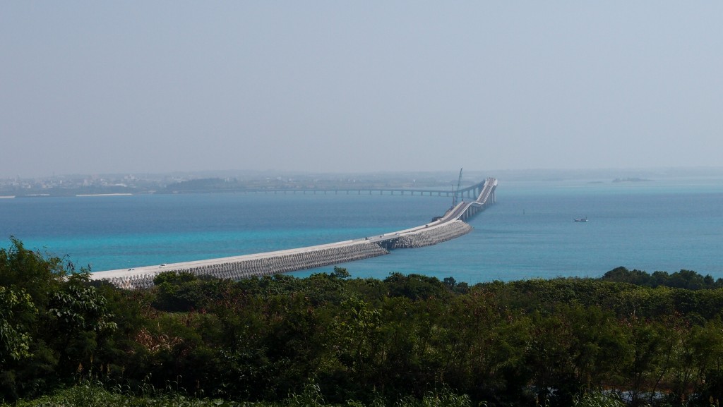 伊良部大橋